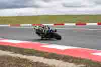 cadwell-no-limits-trackday;cadwell-park;cadwell-park-photographs;cadwell-trackday-photographs;enduro-digital-images;event-digital-images;eventdigitalimages;navarra;no-limits-trackdays;peter-wileman-photography;racing-digital-images;trackday-digital-images;trackday-photos